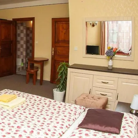 Mini Abraka & Lägenhetshotell