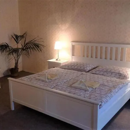 Aparthotel hot ck 4*