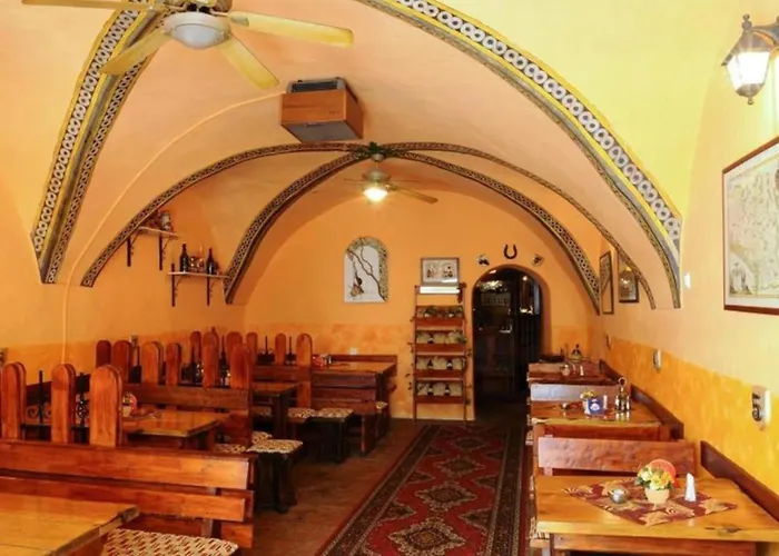 Mini Abraka & Apartmanhotel 4*